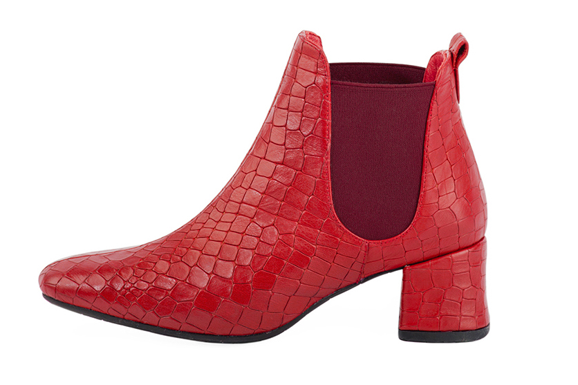 Scarlet red women's ankle boots, with elastics. Square toe. Low flare heels. Profile view - Florence KOOIJMAN